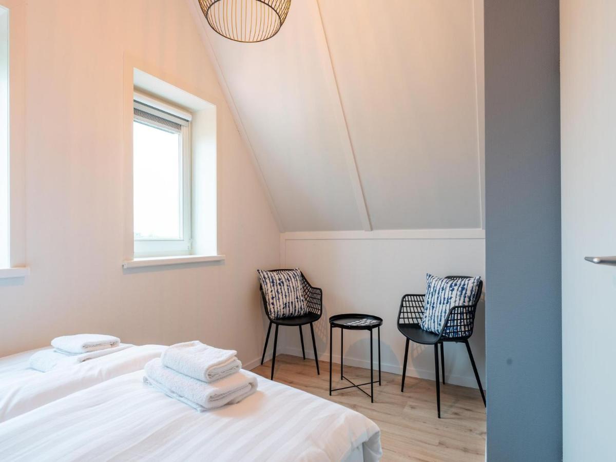 Modern Holiday Home By The Sea With Sauna Scherpenisse Exteriör bild