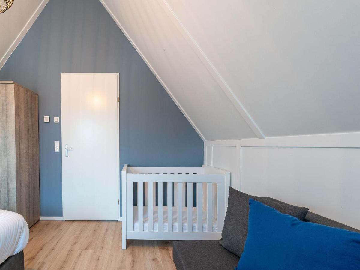 Modern Holiday Home By The Sea With Sauna Scherpenisse Exteriör bild