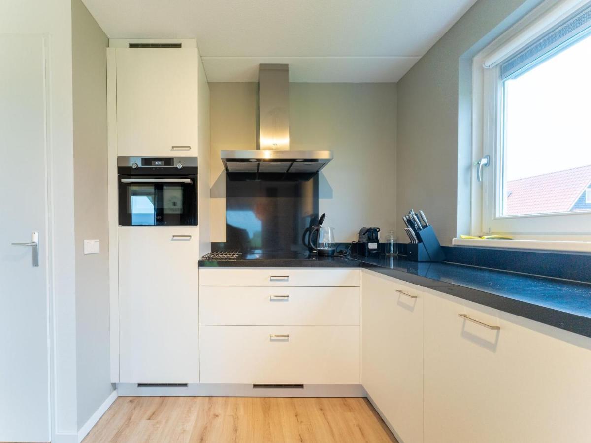 Modern Holiday Home By The Sea With Sauna Scherpenisse Exteriör bild